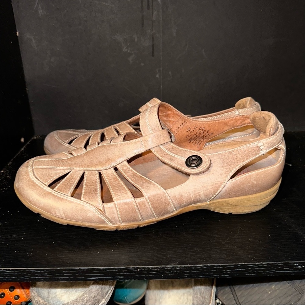 BLONDE Leather close-toed fisherman style shoe 9W - Picture 3 of 6